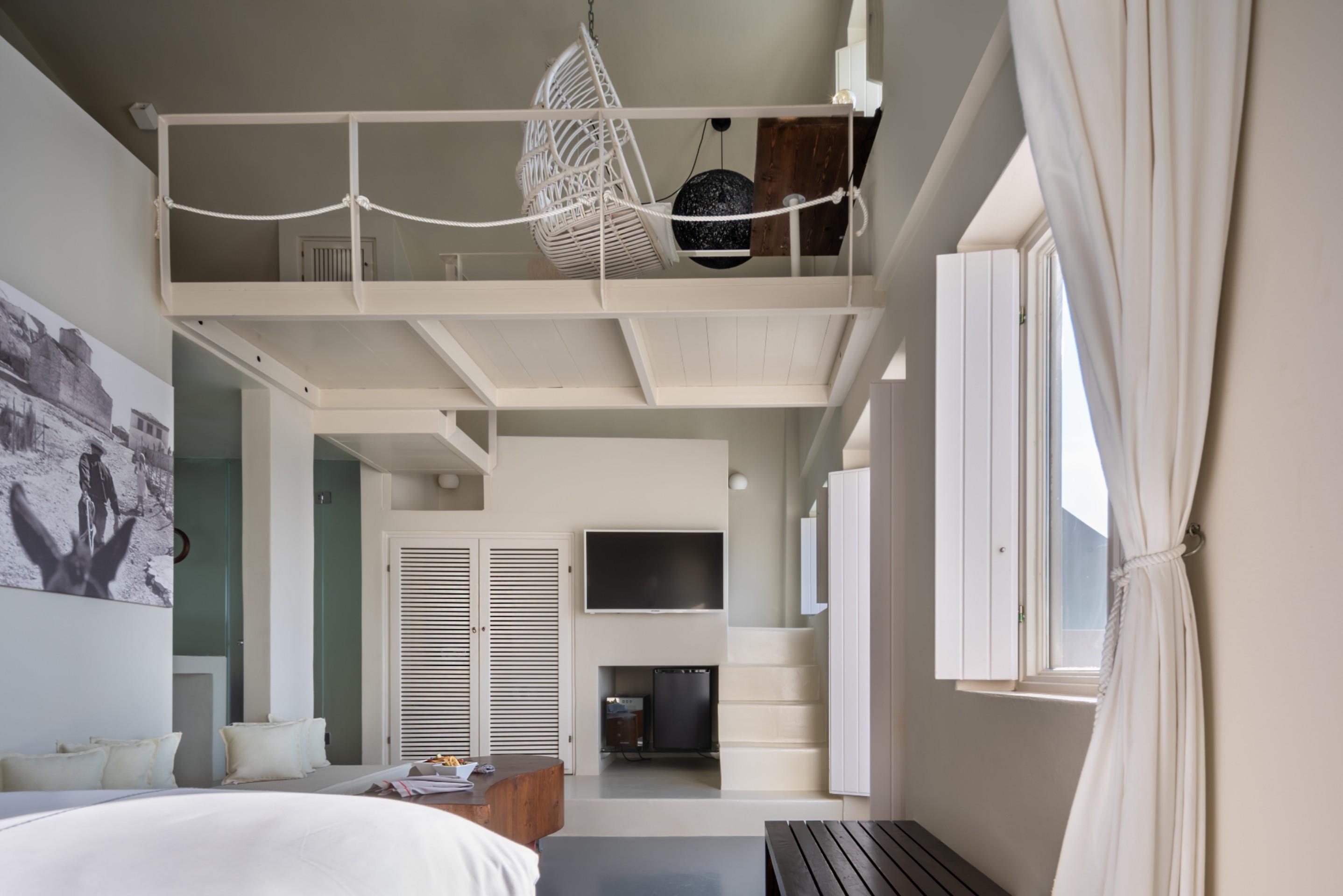 West East Курортный комплекс 5*